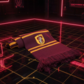 Écharpe tricotée Harry Potter Gryffondor bordeaux et or avec blason, style néon futuriste